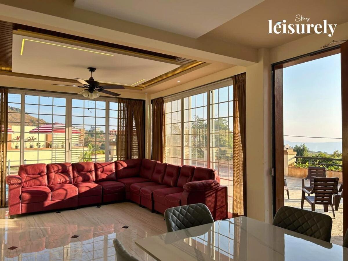 Stay Leisurely Avalon Heights 4Bhk, Панчгани Экстерьер фото